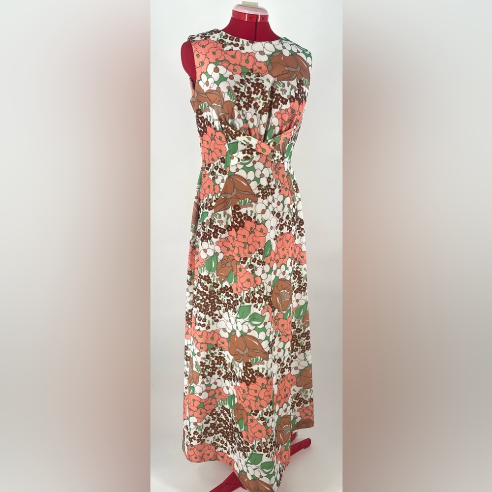 1960s Mod Floral Print Maxi Dress With Criss Cross Waist Detail - Picture 2 of 11